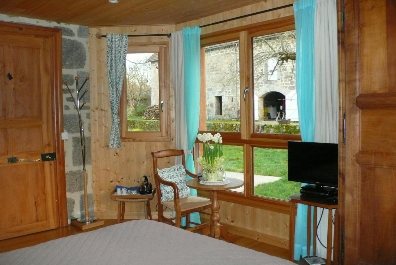 Chez Geppetto Bed & Breakfast Saint-Georges-Nigremont Luaran gambar